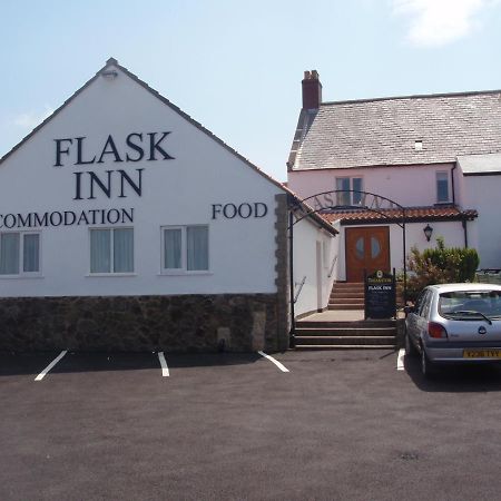 The Flask Inn Robin Hood's Bay Exterior photo